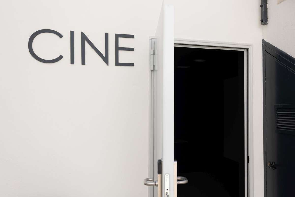 Jade Tower With Furniture