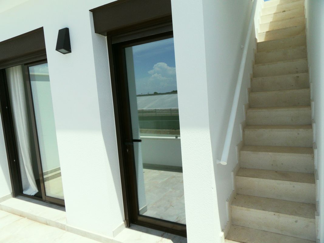 Townhouse 4 Bedrooms 2 Bathrooms in Pilar de la Horadada