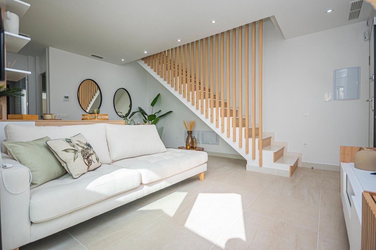 Townhouse 3 Bedrooms 3 Bathrooms in Los Balcones