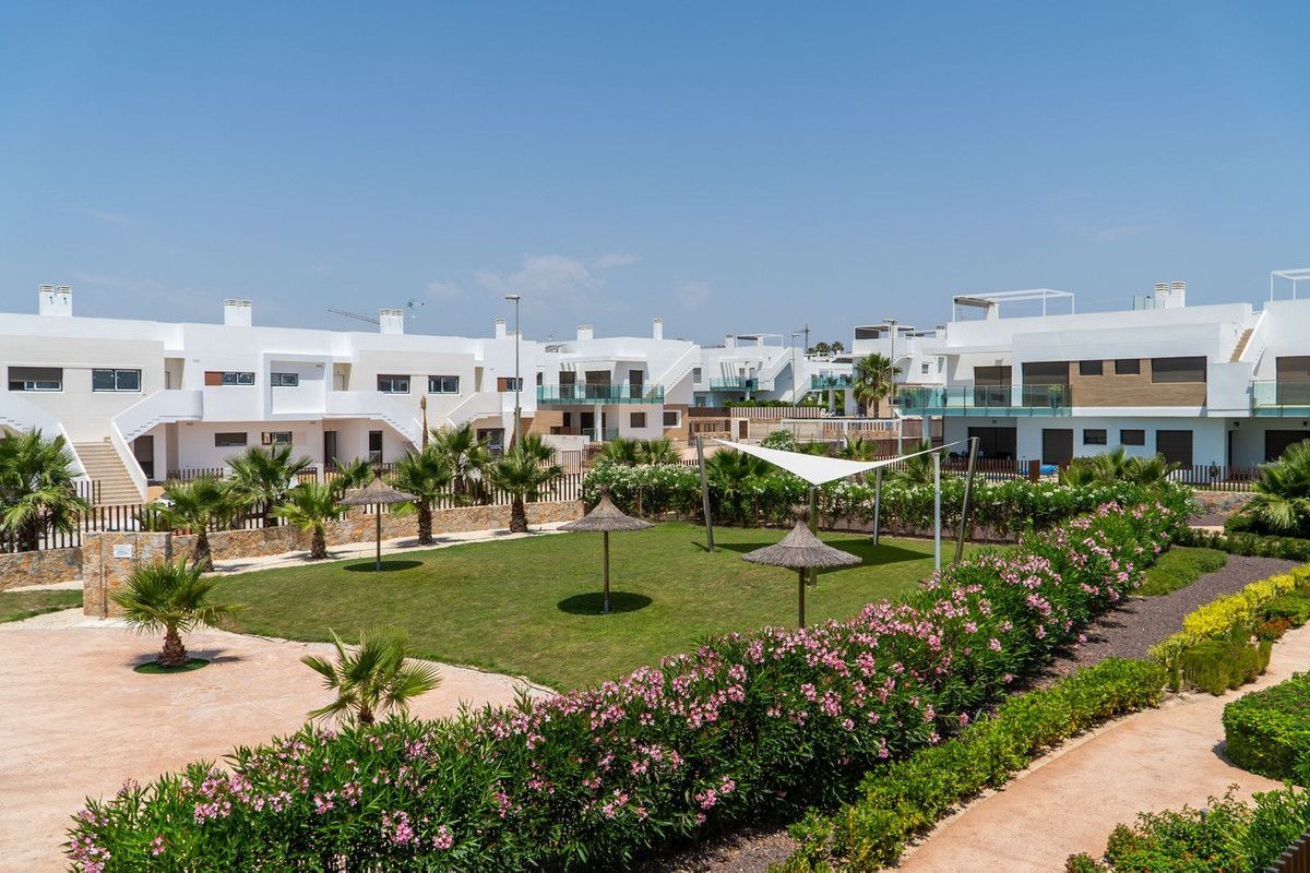 Townhouse 2 Bedrooms 2 Bathrooms in Vista Bella Golf