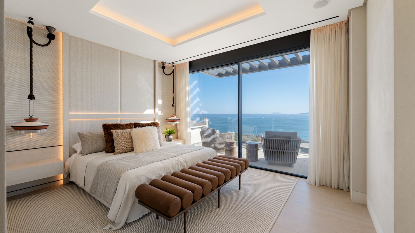 Apartment 2 Bedrooms 2 Bathrooms in Estepona