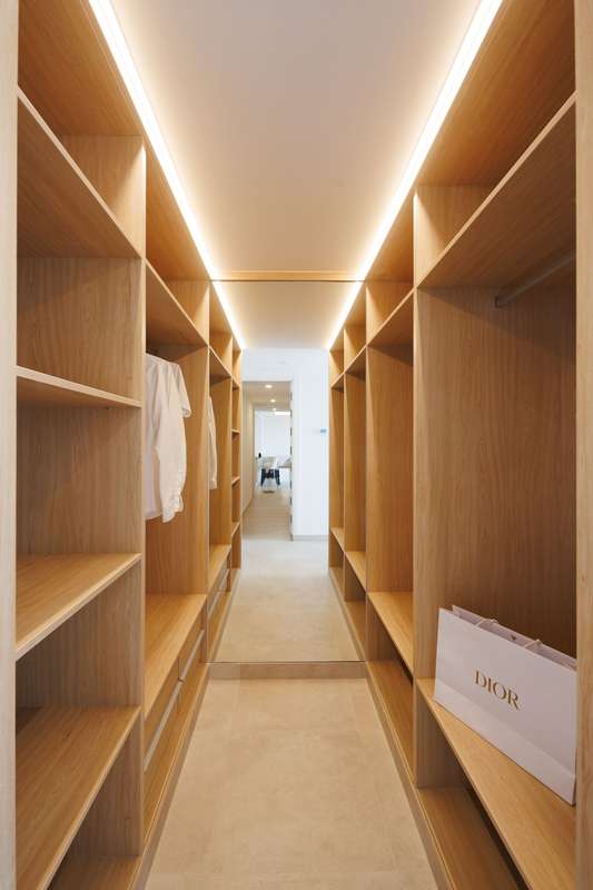 Jade Tower With Furniture