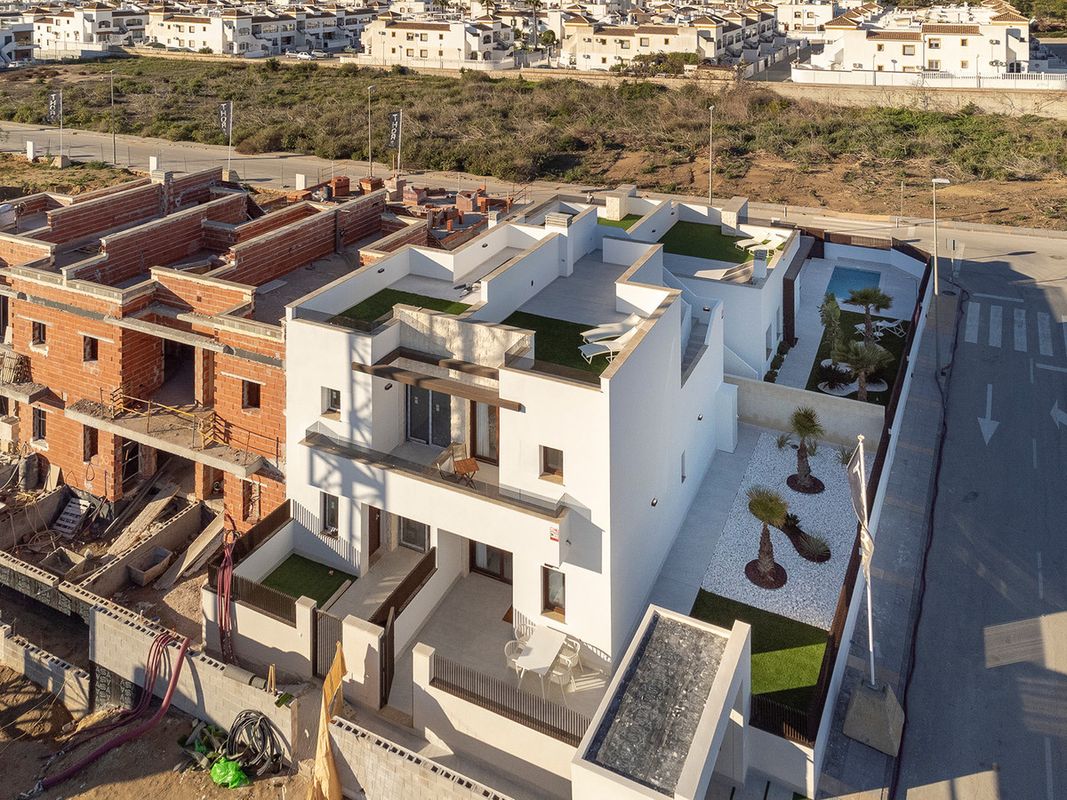 Townhouse 3 Bedrooms 2 Bathrooms in Orihuela