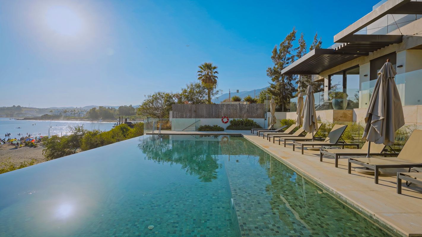 Apartment 2 Bedrooms 2 Bathrooms in Estepona