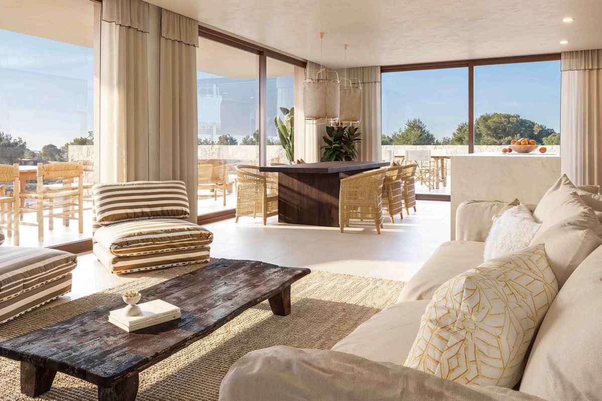 Detached Villa 3 Bedrooms 3 Bathrooms in Las Colinas Golf