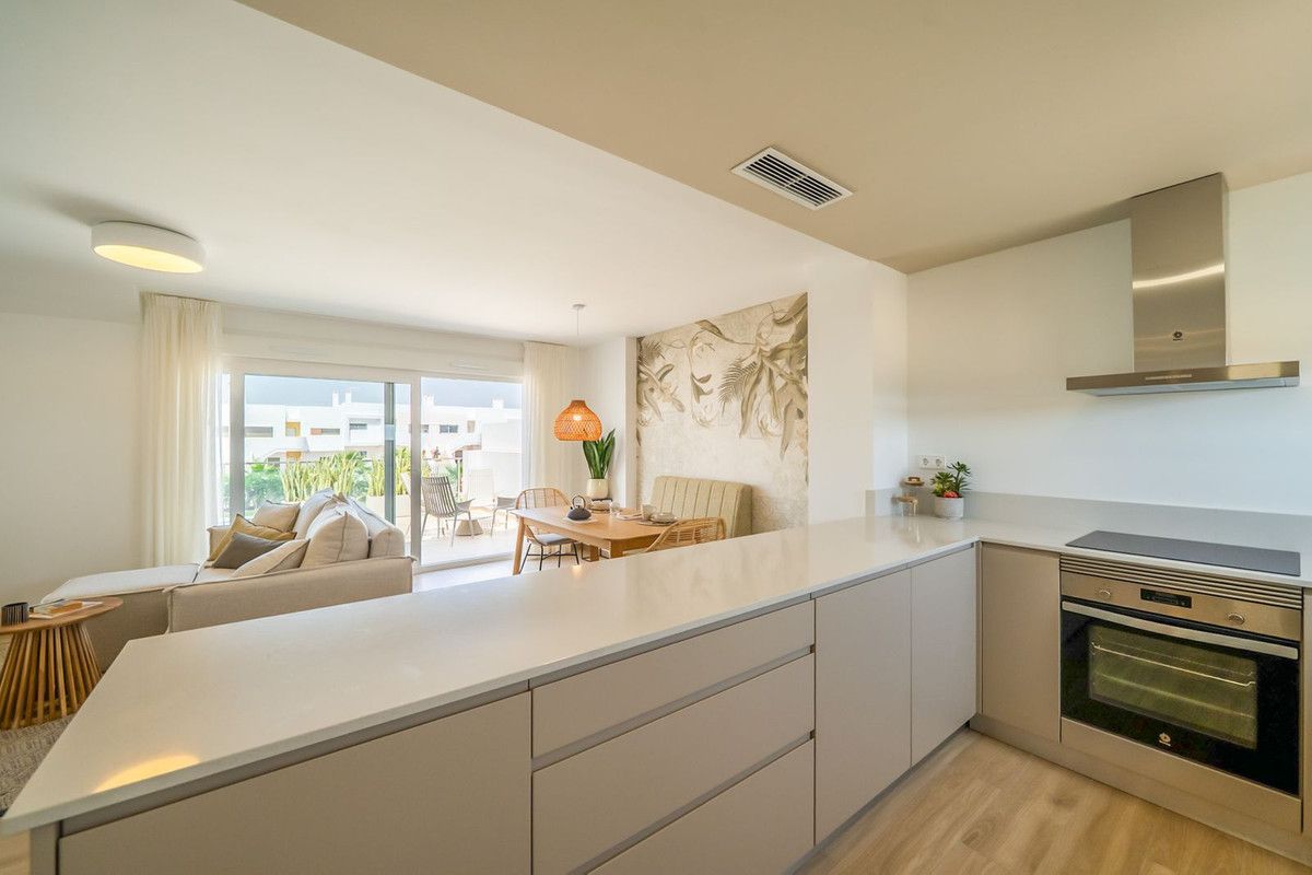 Townhouse 2 Bedrooms 2 Bathrooms in Vista Bella Golf