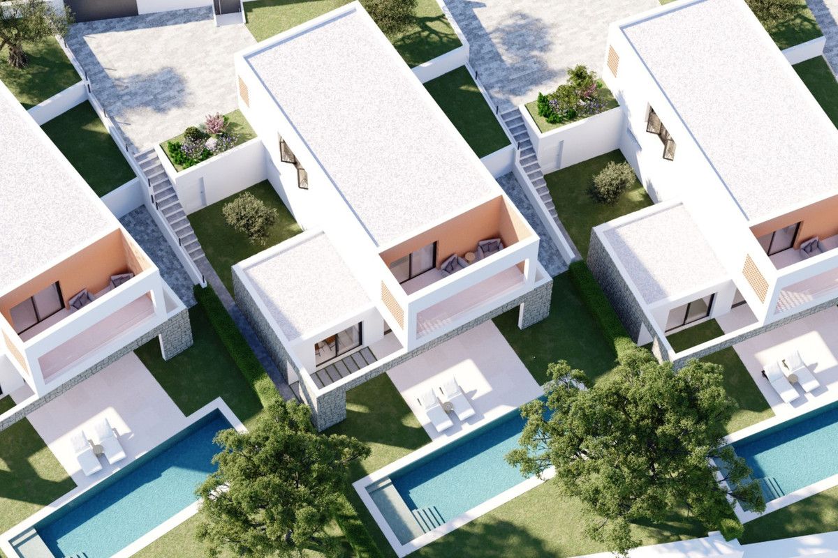 Detached Villa 4 Bedrooms 3 Bathrooms in Finestrat