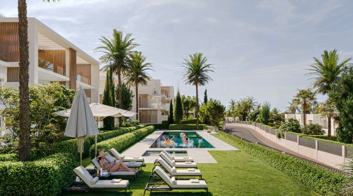 Apartment 2 Bedrooms 2 Bathrooms in New Golden Mile