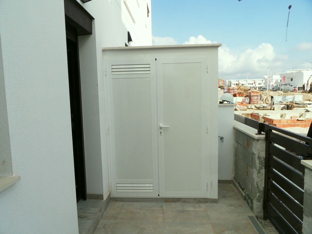 Townhouse 4 Bedrooms 2 Bathrooms in Pilar de la Horadada