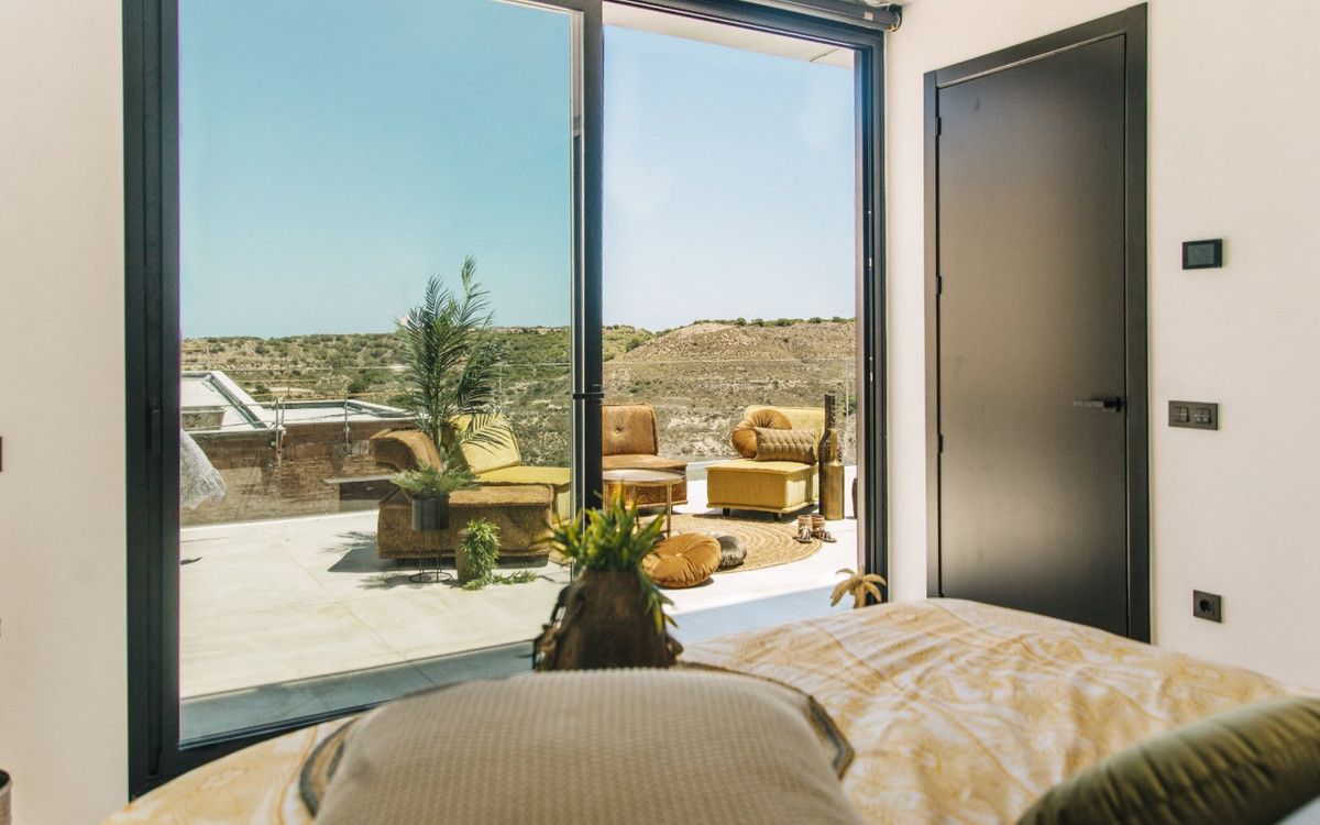 Apartment 3 Bedrooms 3 Bathrooms in Rojales