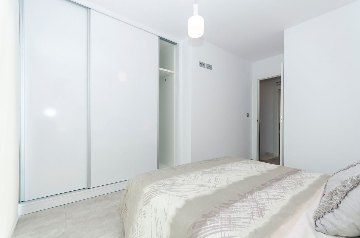 Detached Villa 3 Bedrooms 3 Bathrooms in Torrevieja