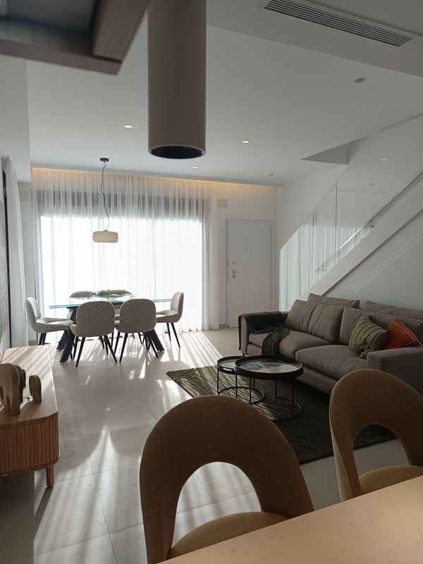 Townhouse 4 Bedrooms 2 Bathrooms in Pilar de la Horadada