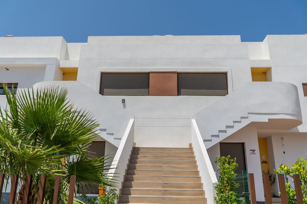 Townhouse 2 Bedrooms 2 Bathrooms in Vista Bella Golf
