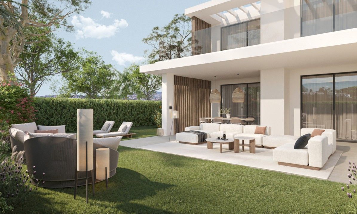 Apartment 2 Bedrooms 2 Bathrooms in New Golden Mile